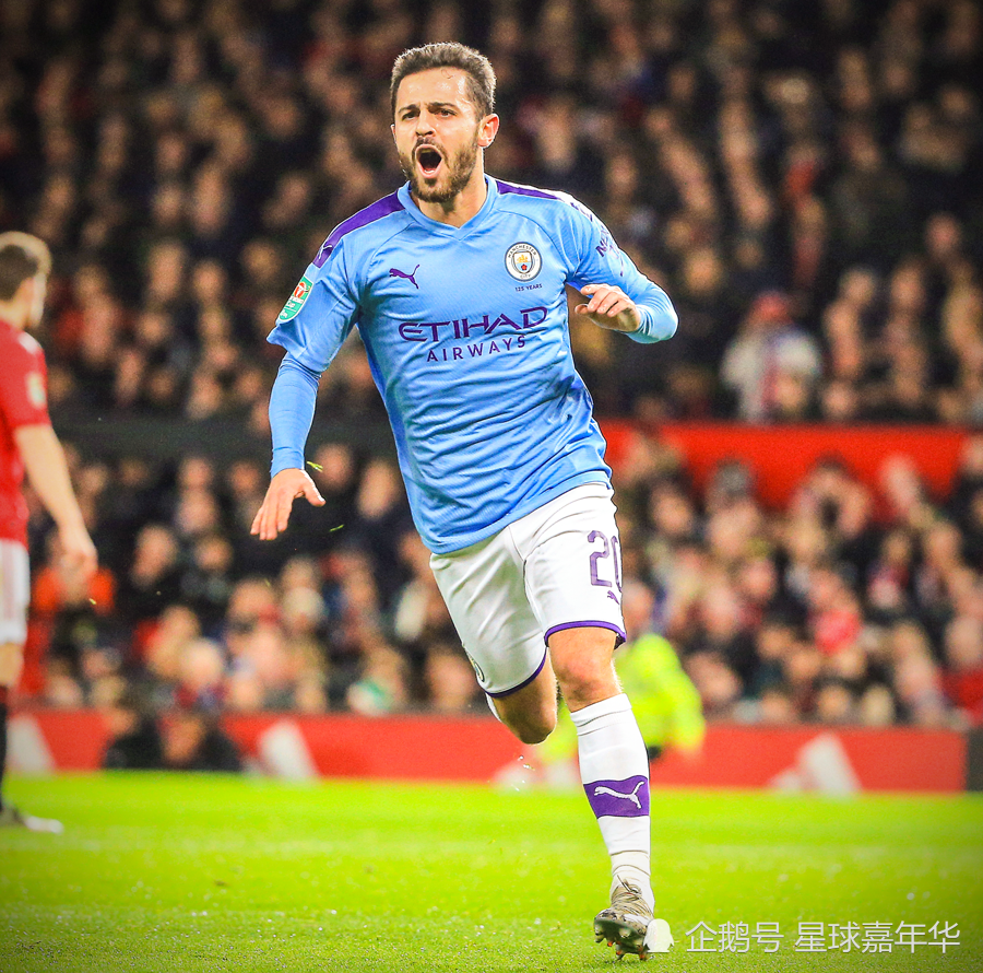 成都1-2不敌河南无缘夺冠，赛后官微大量球迷留言表示失望（成都1-2负于河南无缘冠军，赛后官微涌现大量失望留言）