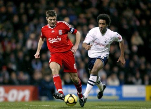 绿帽哥：利物浦高层与斯洛特今日开会，萨拉赫无缘下周欧冠名单（利物浦高层今日会晤斯洛特，萨拉赫无缘下周欧冠大名单）