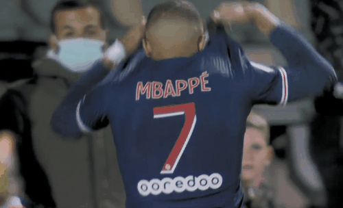 利物浦萨拉赫末段进球险胜热刺（萨拉赫终场破门助利物浦险胜热刺）