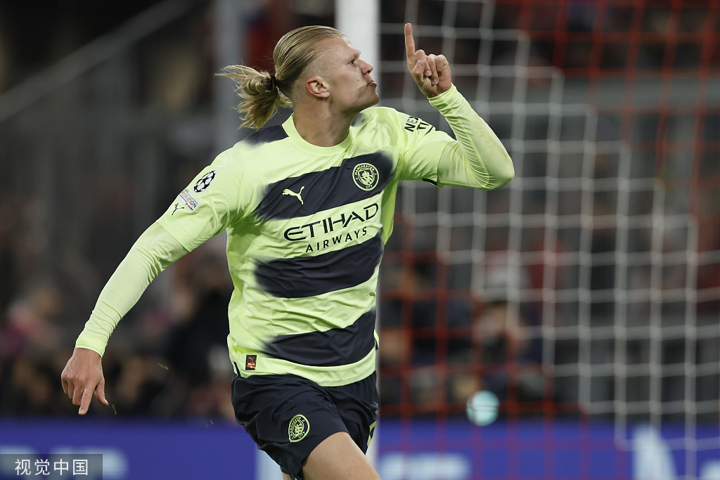 波利塔诺：世界杯资格赛必须全力以赴；最近在俱乐部很费体力（波利塔诺：世预赛必须拼尽全力，近期在俱乐部体能消耗巨大）