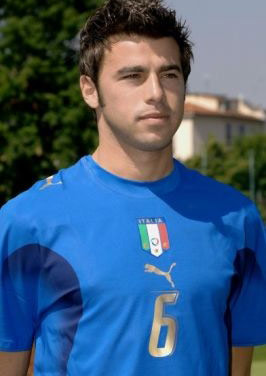 替补出场梅开二度，普利希奇当选都灵vs米兰全场最佳（普利希奇替补独中两元，荣膺都灵战米兰全场最佳）