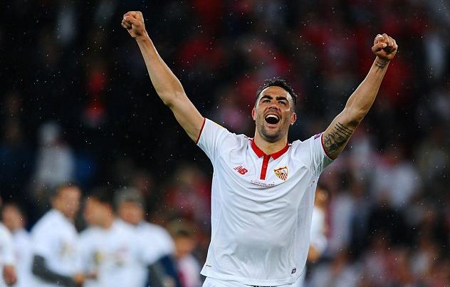 炸翻英超！穆里尼奥弃皇马转投利物浦？3大争议+10亿转会费，红军能逆袭？（英超大地震：穆里尼奥离开皇马改投利物浦？三重争议叠加+10亿豪购，红军能否逆袭？）