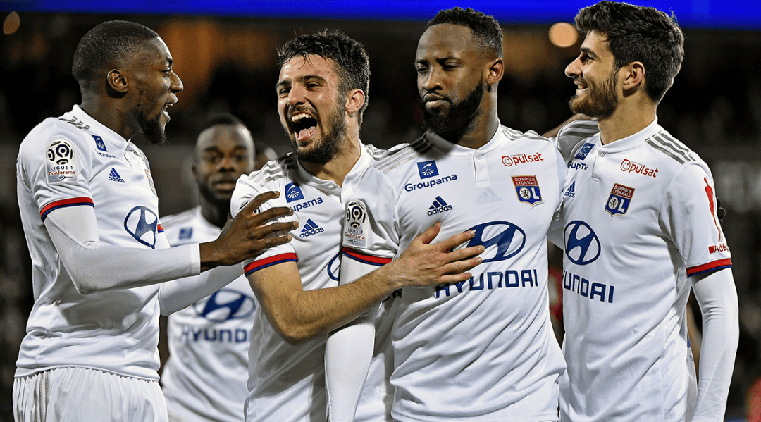 特尔施特根回归：巴萨的门将之争与未来展望（特尔施特根复出：巴萨门将之争与前景解析）