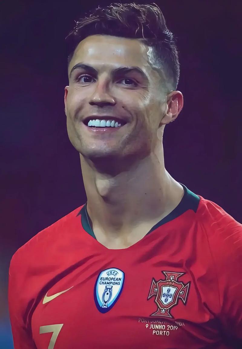 双喜临门，埃斯特旺在职业俱乐部生涯第100场里程碑中破门（百场里程碑之夜，埃斯特旺破门喜上加喜）