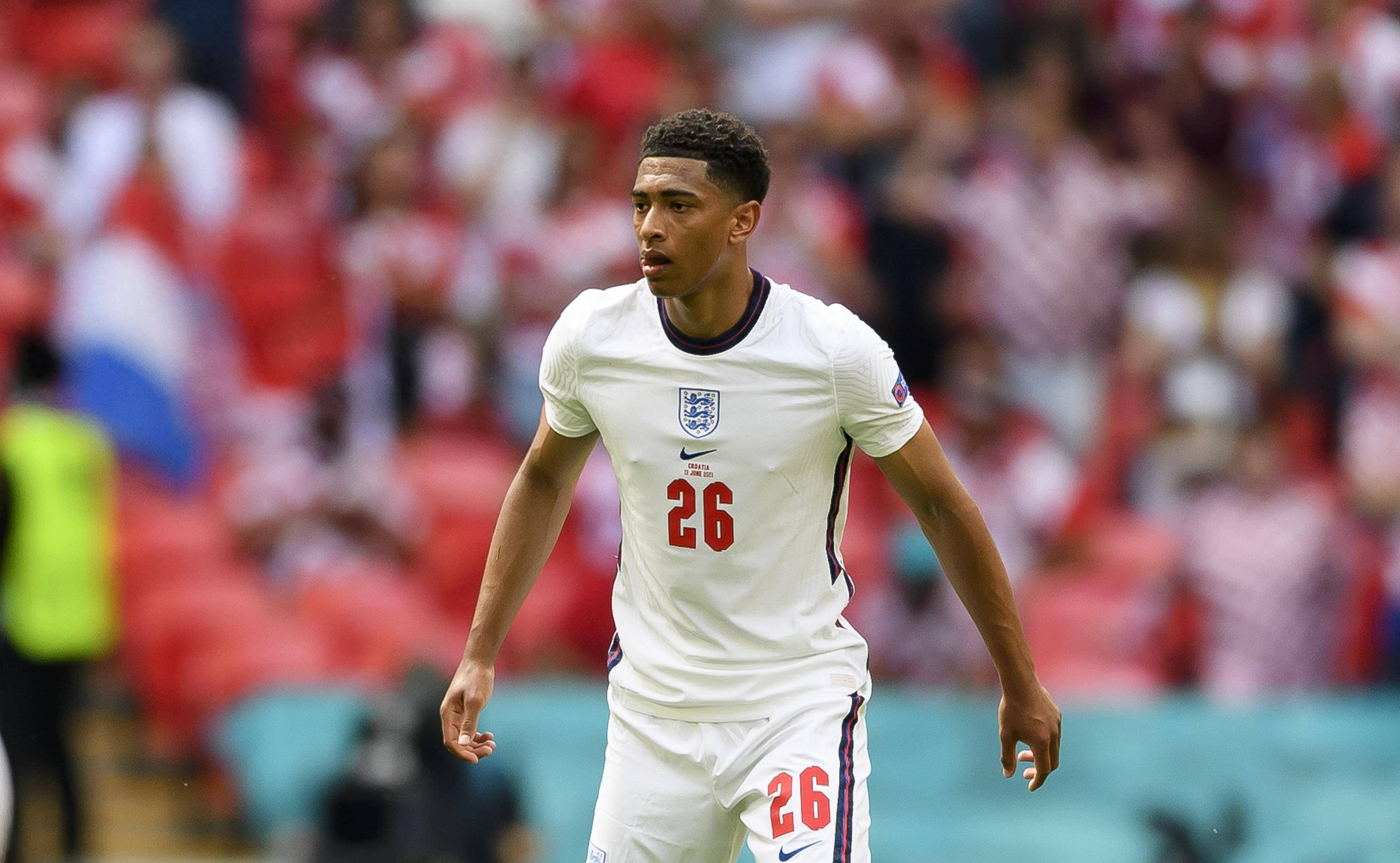 法尔克：拜仁考察了累西腓体育中场泽-卢卡斯，巴萨也有意（法尔克：拜仁已考察累西腓体育中场泽-卢卡斯，巴萨亦有意）